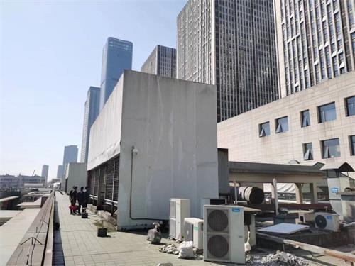 冷卻塔漏水補漏應該使用什么材料來進行修補